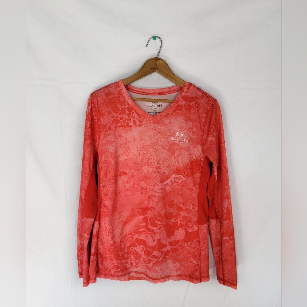 Women's Medium Realtree Coral Long Sleeve Shirt